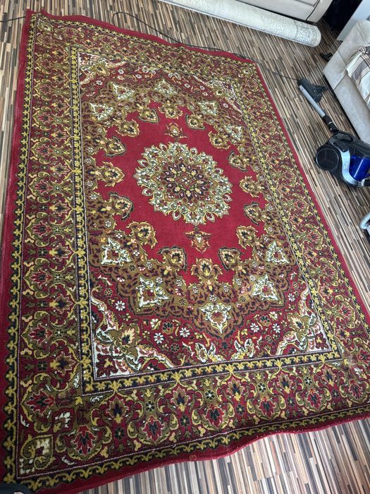 Продам красивый ковер