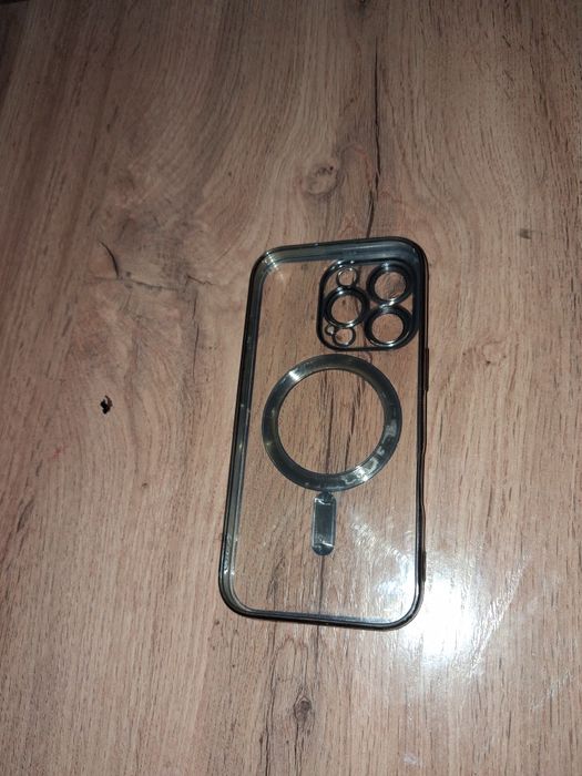 Чехол на iPhone Apple 16 Pro