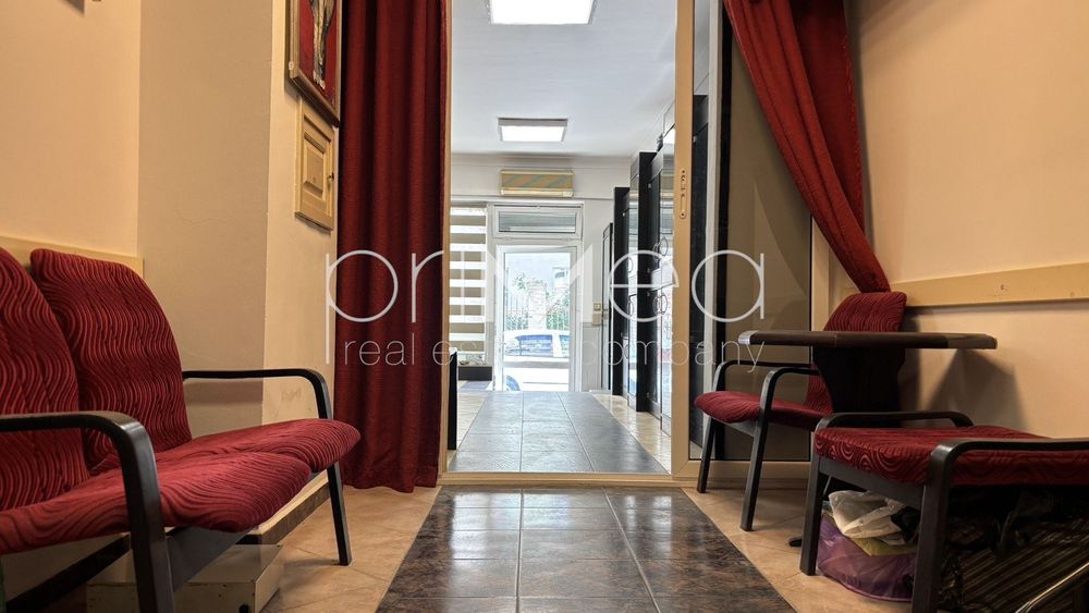 Магазин в Бургас-Център площ 111 цена 159000