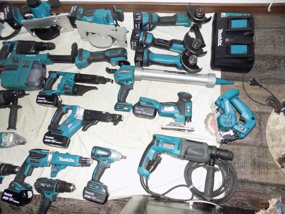 Scule Makita 18V  si  scule Makita 220V