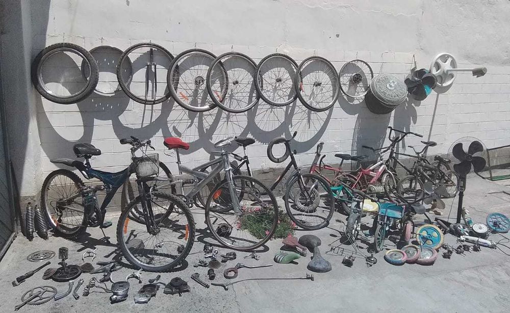 велозапчасти в нормальном состоянии