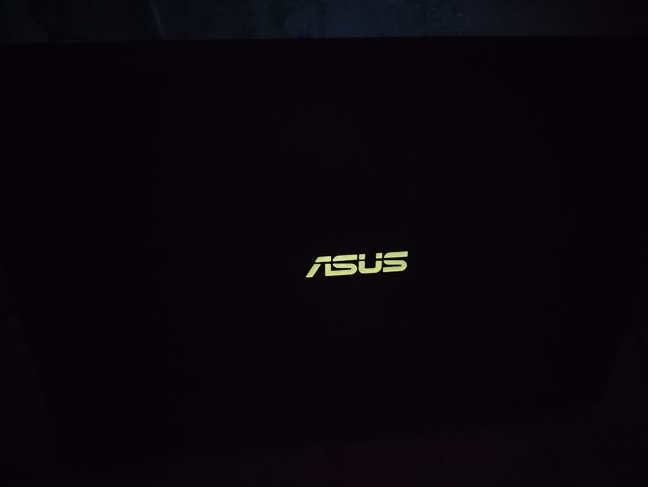 Ноутбук для старых игр Asus