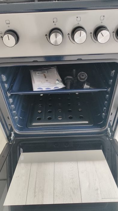 Новая газ плитаа