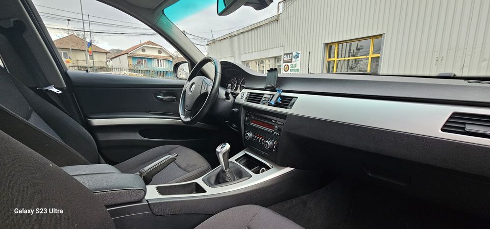 BMW 3 Series 2010 — imagine 4