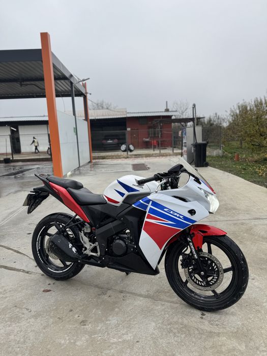 honda cbr 125 r 2016