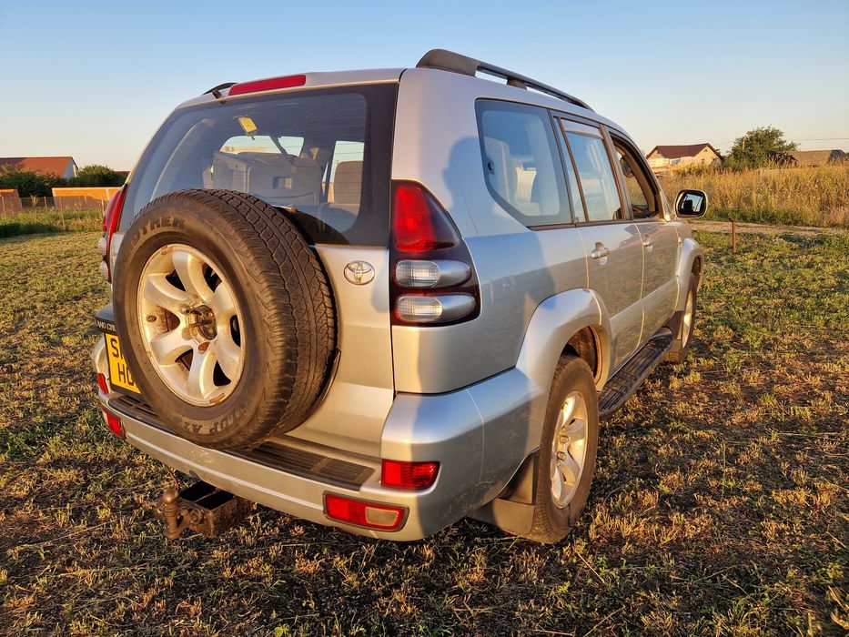 Dezmembrez Toyota Land Cruiser Prado 3.0 170 cp J120 2003-2009