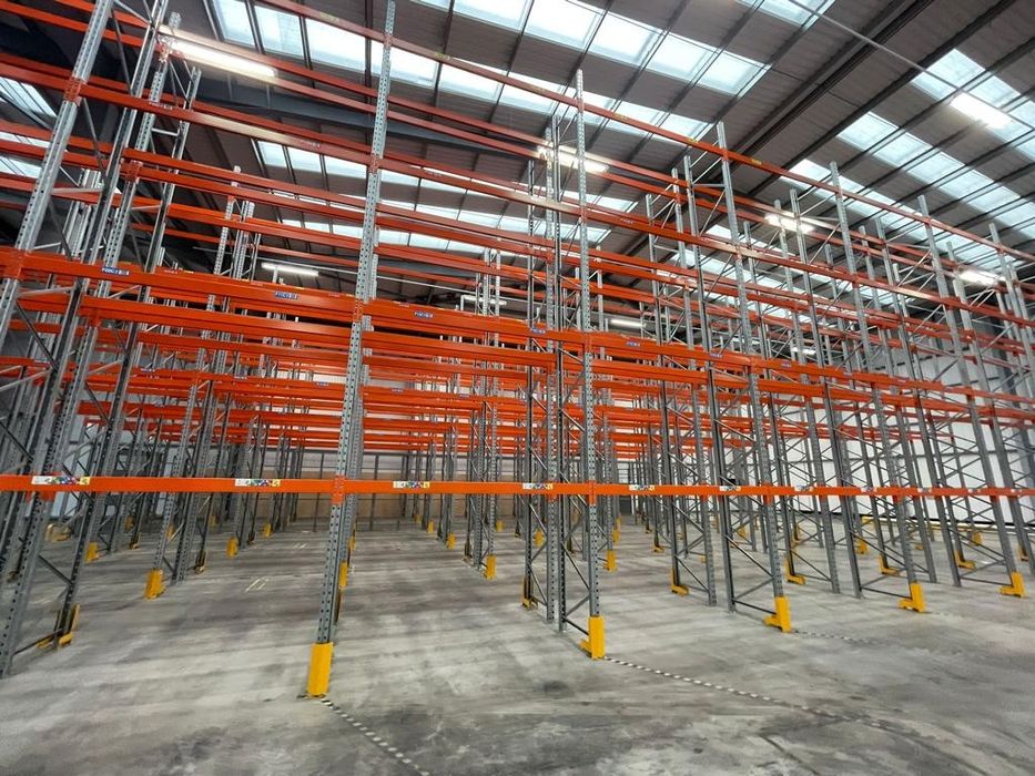 Rafturi metalice pentru depozitare europaleti