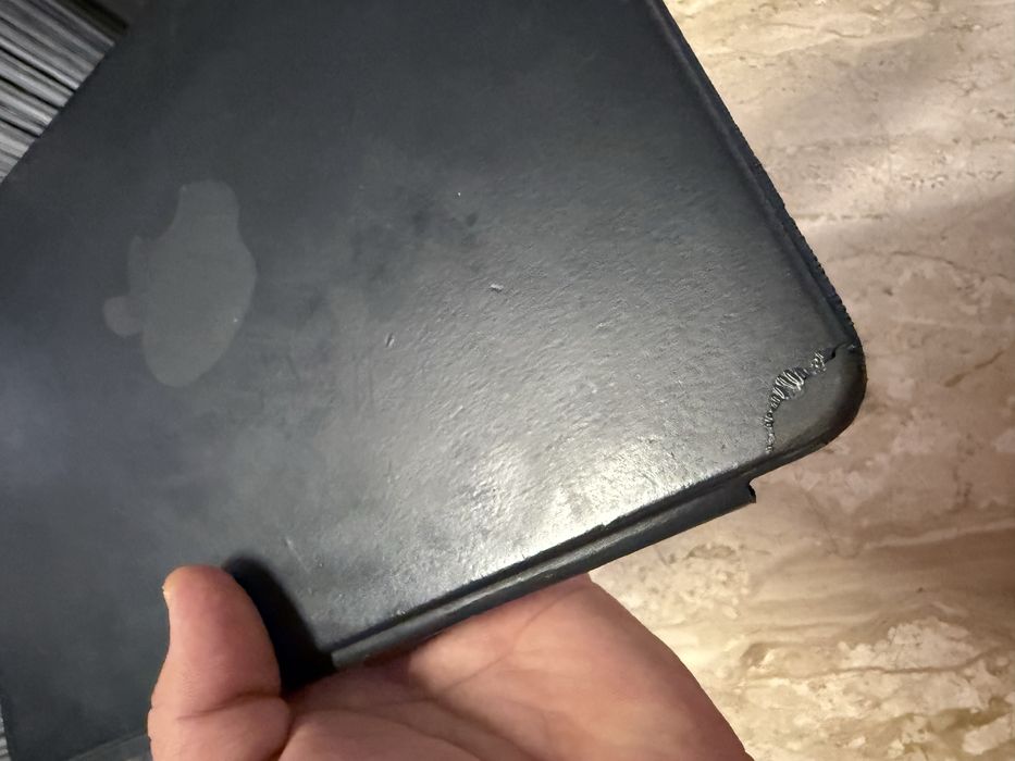 Оригинален калъф-клавиатура Apple Smart (A2038)