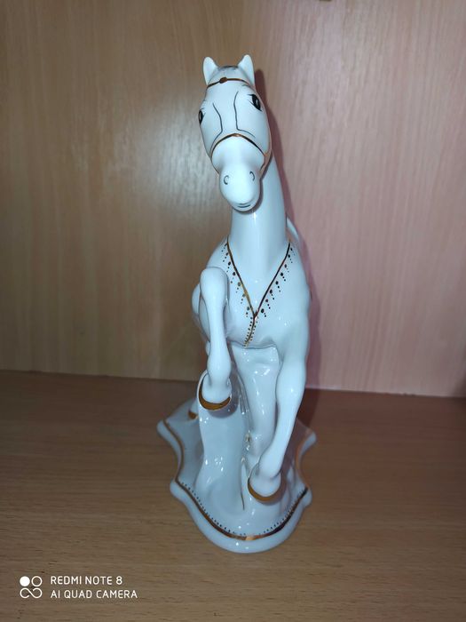 Bibelou portelan cal