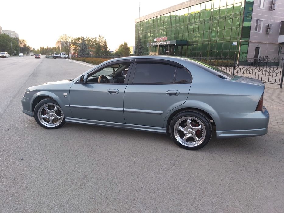 Продам Шевролет Еванда 2005г