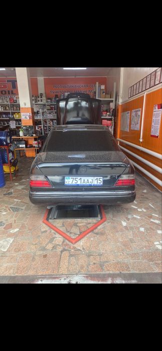 Продам мерседес 124