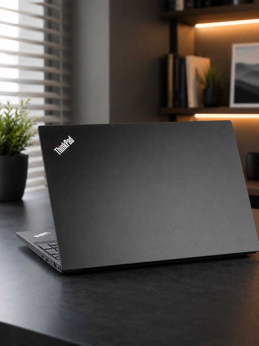 Ноутбук Lenovo ThinkPad E595 15.6″ FHD IPS, Ryzen 5 3500U, 8/256 DDR4