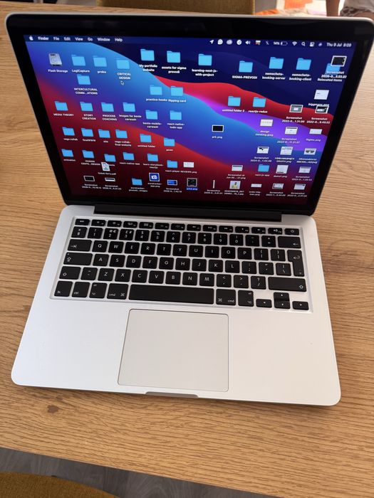MacBook Pro Late 2014 i7 8GB 256GB