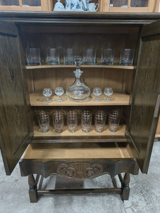 3999 Шкафче - барче