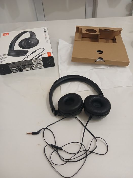 Наушники JBL TUNE530