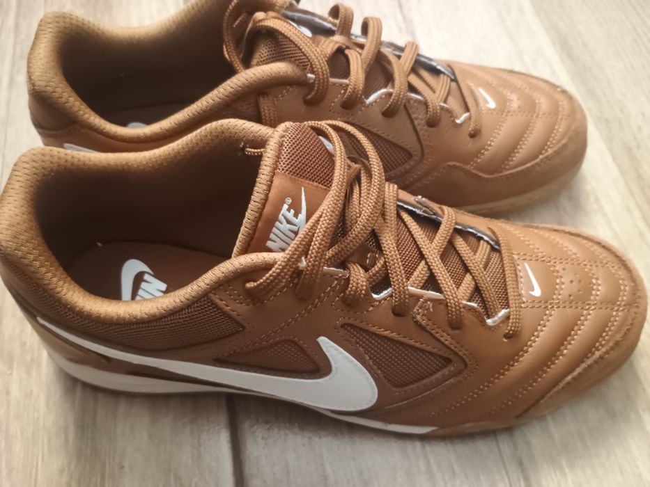 Продавам Маратонки Nike