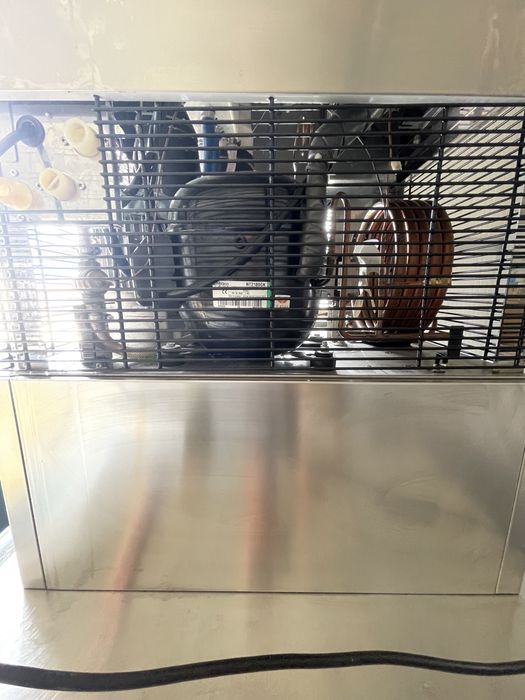 Ледогенератор BREMA Гранула лед-350кг/24ч.Чисто Нов! Количка.