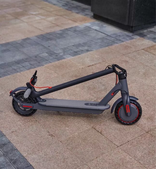 Продам новый электросамокат AOVO M365 pro .