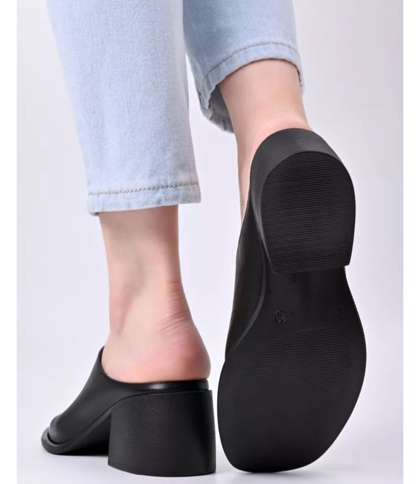 Продам  срочно  женскую  обувь