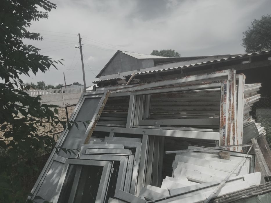 Пластик терезелер