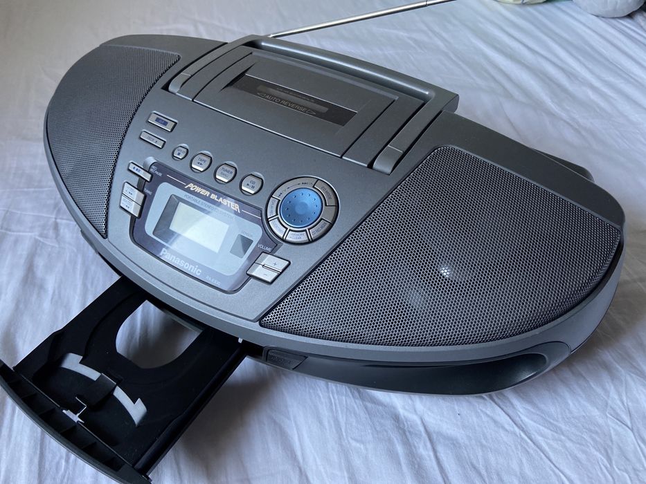 Radio-CD cu caseta Panasonic RX-ES30, stare exceptionala.