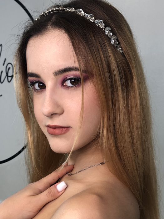 Make-up artist-București