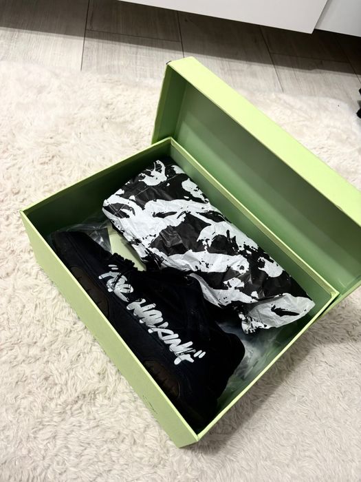 Off white out of office