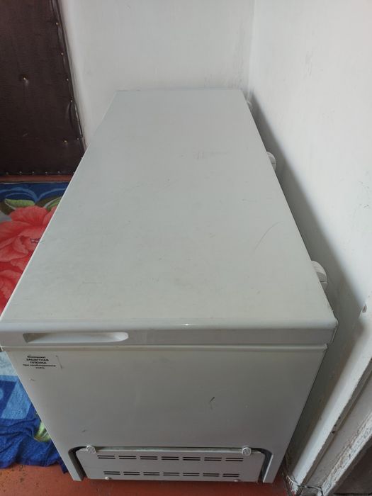 Продам морозильную камеру