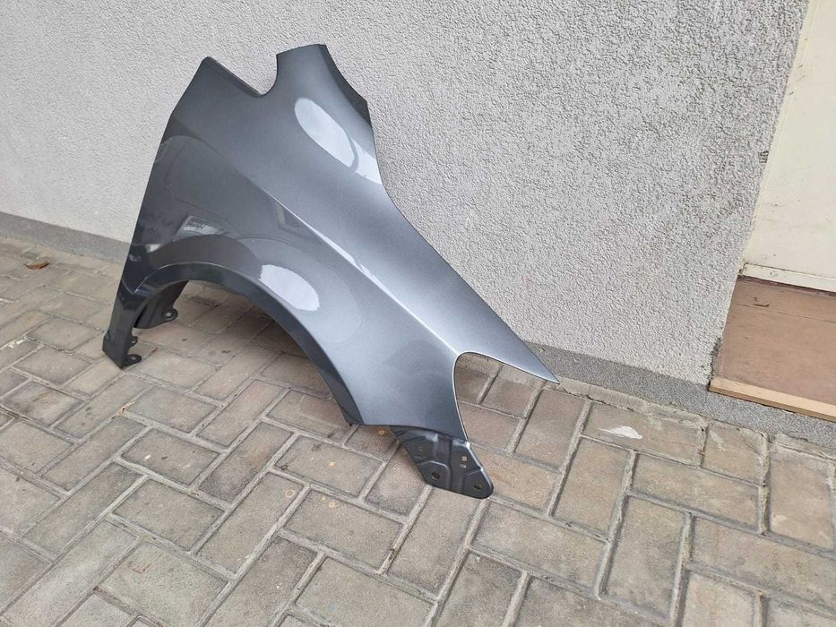 Aripa Fata Dreapta VW Golf 5 V Plus 2005-2009 Vopsita Gri