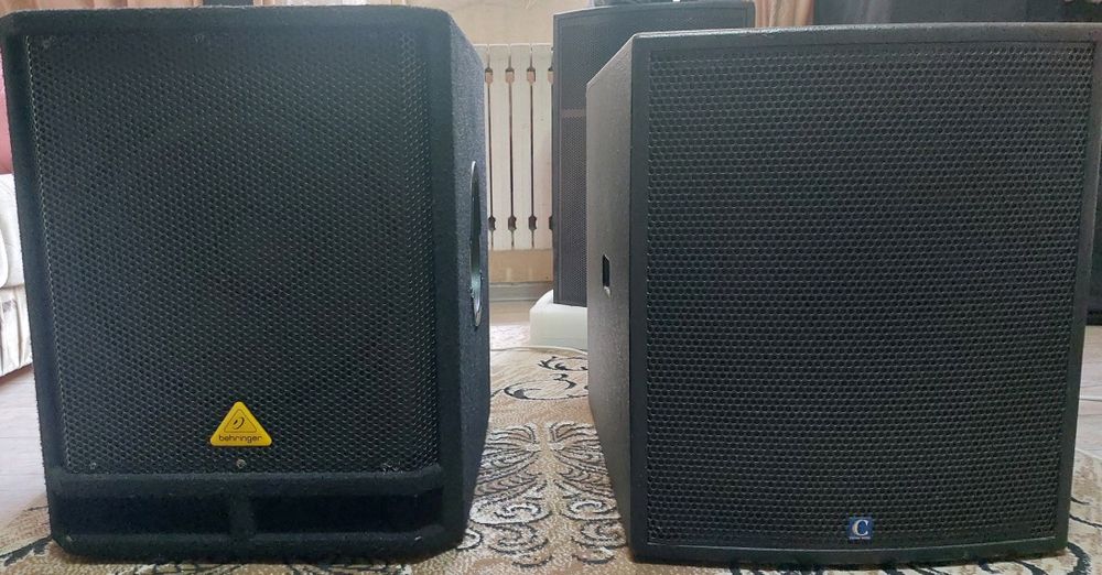 Активные сабвуферы Behringer и Croyal Audio