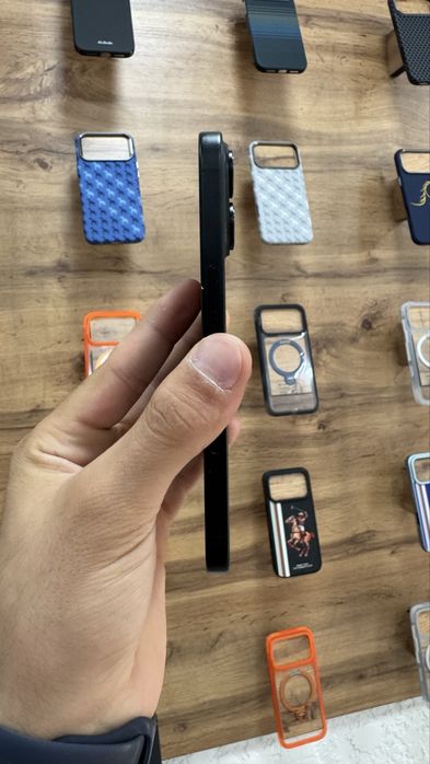 iPhone 16