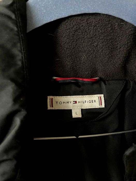 Черно дамско зимно яке Tommy Hilfiger, размер L