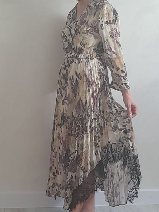 Платье сатылады новый