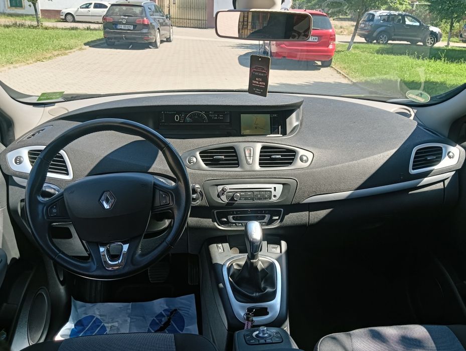 RENAULT Scenic 2014 — imagine 4