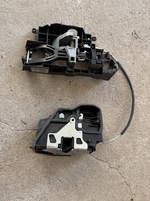 Macara, geam fata-spate BMW F10/F11, broasca, maner