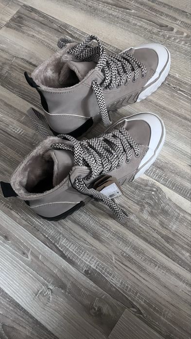 Топли Кецове