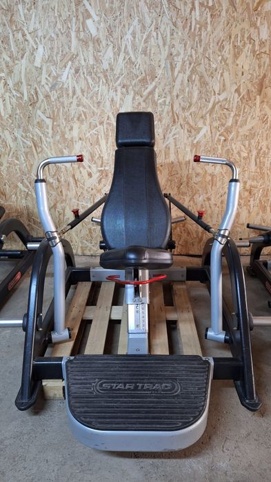 Presa piept declinata STAR Trac / Nautilus