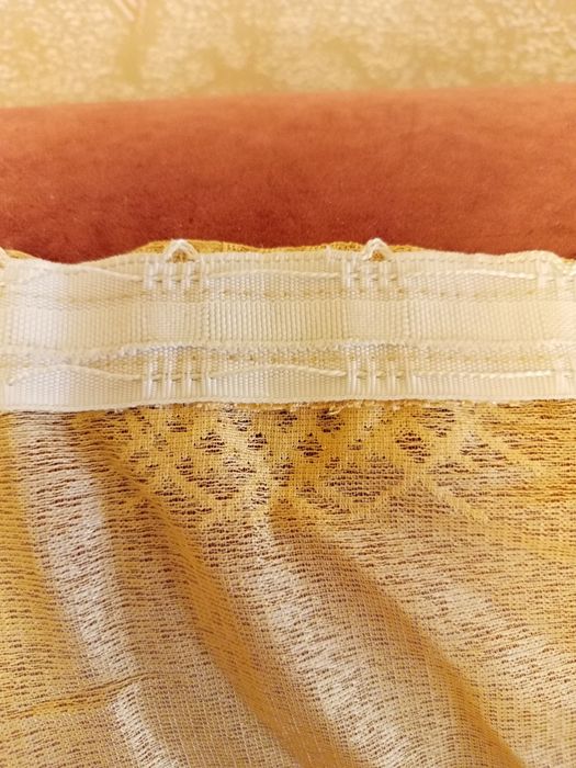 Тюль бежевого цвета