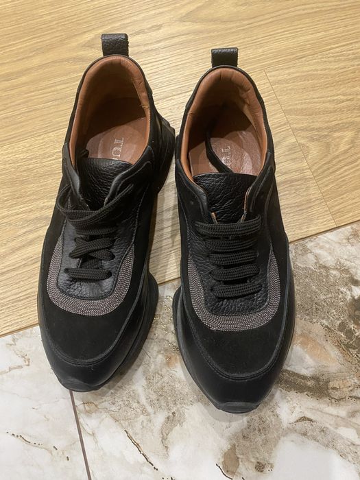 Кожанные кроссы tuccino