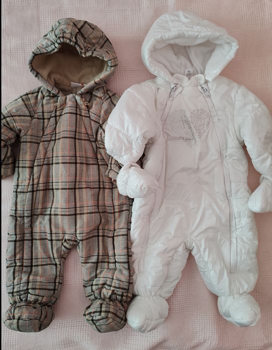 Бебешки спални комплекти, кърпи, завивки, лигавници  Обща цена 50 лв