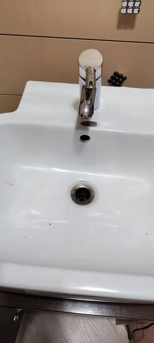 Продается раковина с тумбочкой