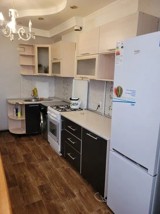 1000 Сагат. 1000 Час.