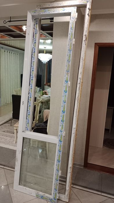 Продаётся пластиковые двери б/у 2шт.