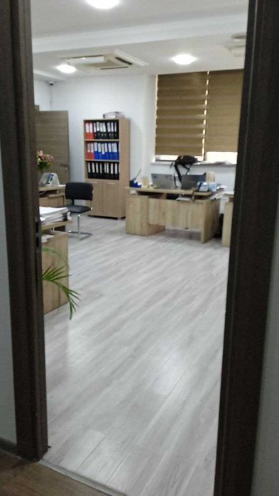 Сдается в аренду готовый офис на 3 этаже в БЦ "NEW LEVEL"