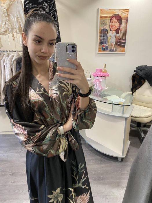 Сатенена рокля универсален размер