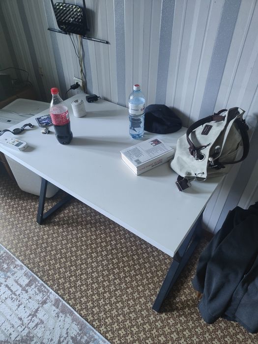 Кровать + турник. Стол + кресло