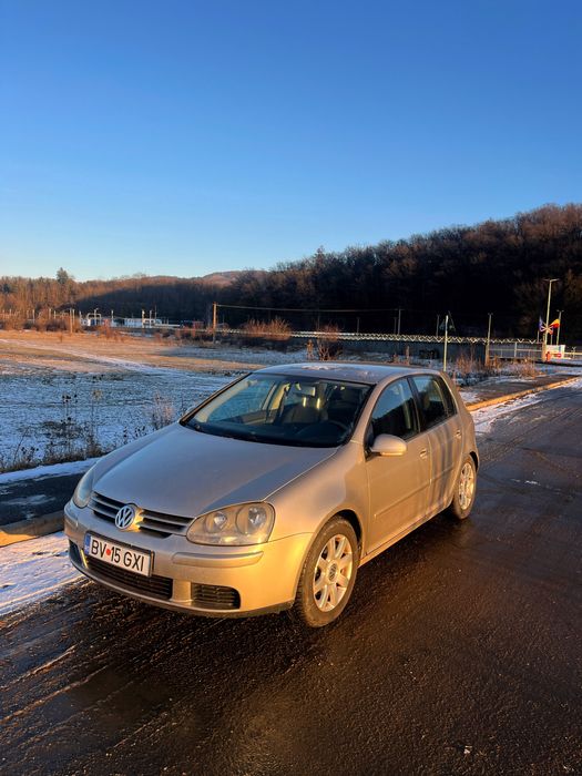 Vând Golf 5 , 1.4 FSI
