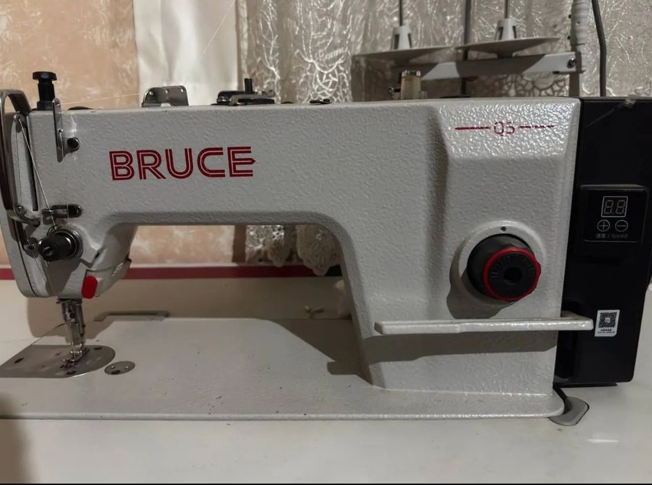 Tikuv mashinasi Bruce tafsifnii oʻqing