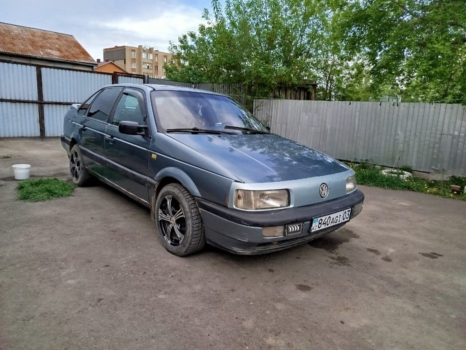 Volkswagen Passat 1.8 обменяю