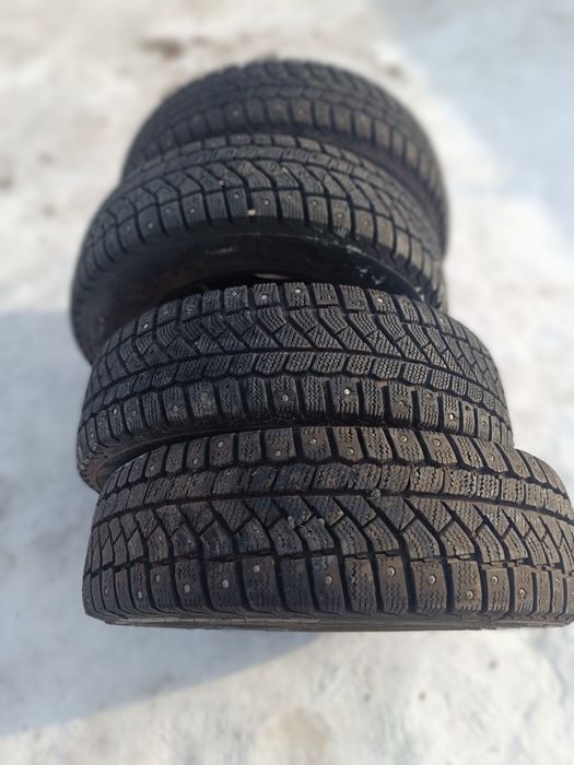 Продам зимние шины Б/у